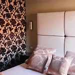 לינה וארוחת בוקר Murano Palace 4*