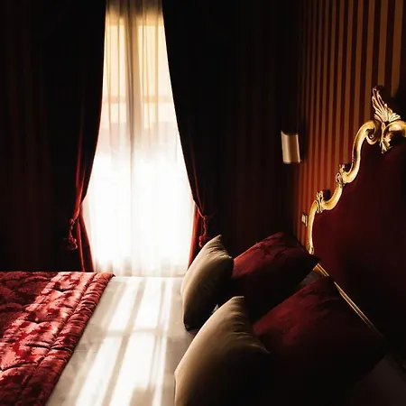 Murano Palace Oda ve Kahvaltı 4*