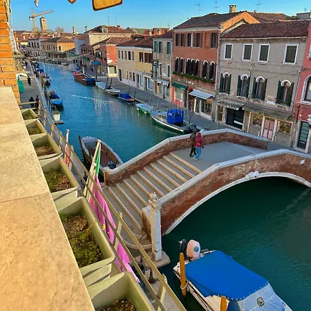 Murano Palace Oda ve Kahvaltı Venedik