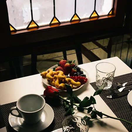 Murano Palace Oda ve Kahvaltı