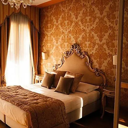 فندق مبيت وإفطار Palace 4*