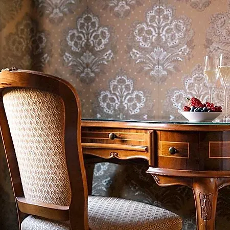 Bed & Breakfast Palace
