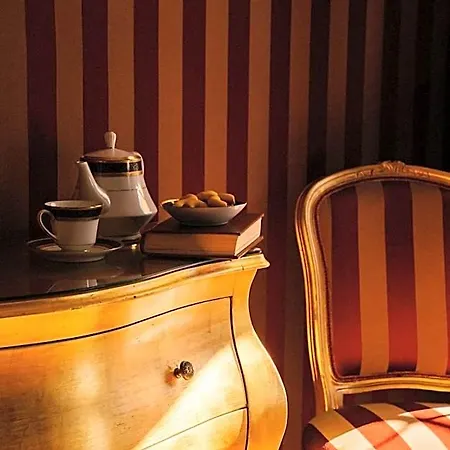 Palace Couette-café 4*