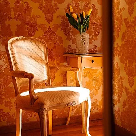 Oda ve Kahvaltı Palace 4*