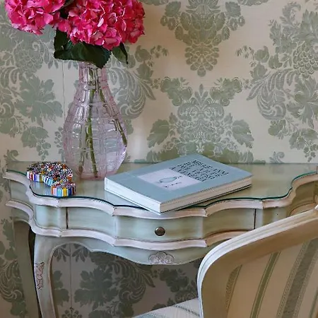 Couette-café Palace 4*