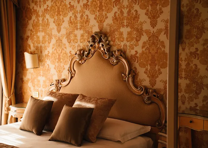 Murano Palace Bed & Breakfast