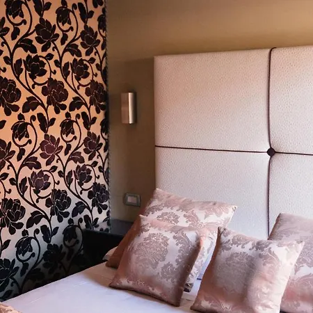 فندق مبيت وإفطار Murano Palace 4*